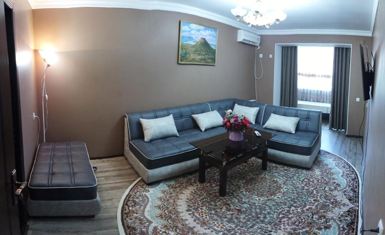 Apartment Near Farkhadskiy Bazar Tashkent Exterior foto